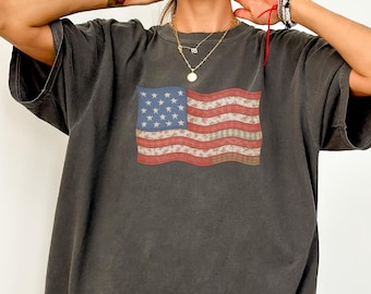 Maglietta con bandiera USA patchwork retrò, maglietta del 4 luglio, maglietta patriottica da donna, maglietta retrò USA Comfort Color, maglietta USA, maglietta con bandiera americana