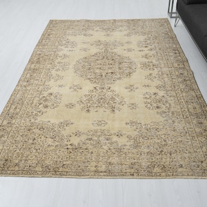 6x9 Rug,Soft Rug,Handmade Rug,Living Room Rug,6x9 Rugs,Beige Rug,Oushak Rug,6x9 Turkish Rug,Vintage Rug,Anatolian Rug,Bedroom Rug,S-2451