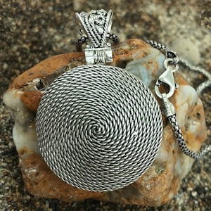 Round-Circle Filigree Necklace, Oxidized 925 Sterling Silver Pendant, Boho Vintage Style Jewelry for Women
