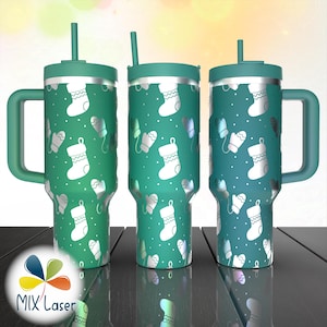 Kerstitem beker lasergegraveerd SVG-patroon, wanten en vilten laarzen 40oz Tumblr naadloze omslaggravure