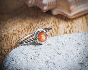 Sunstone and sterling silver ring