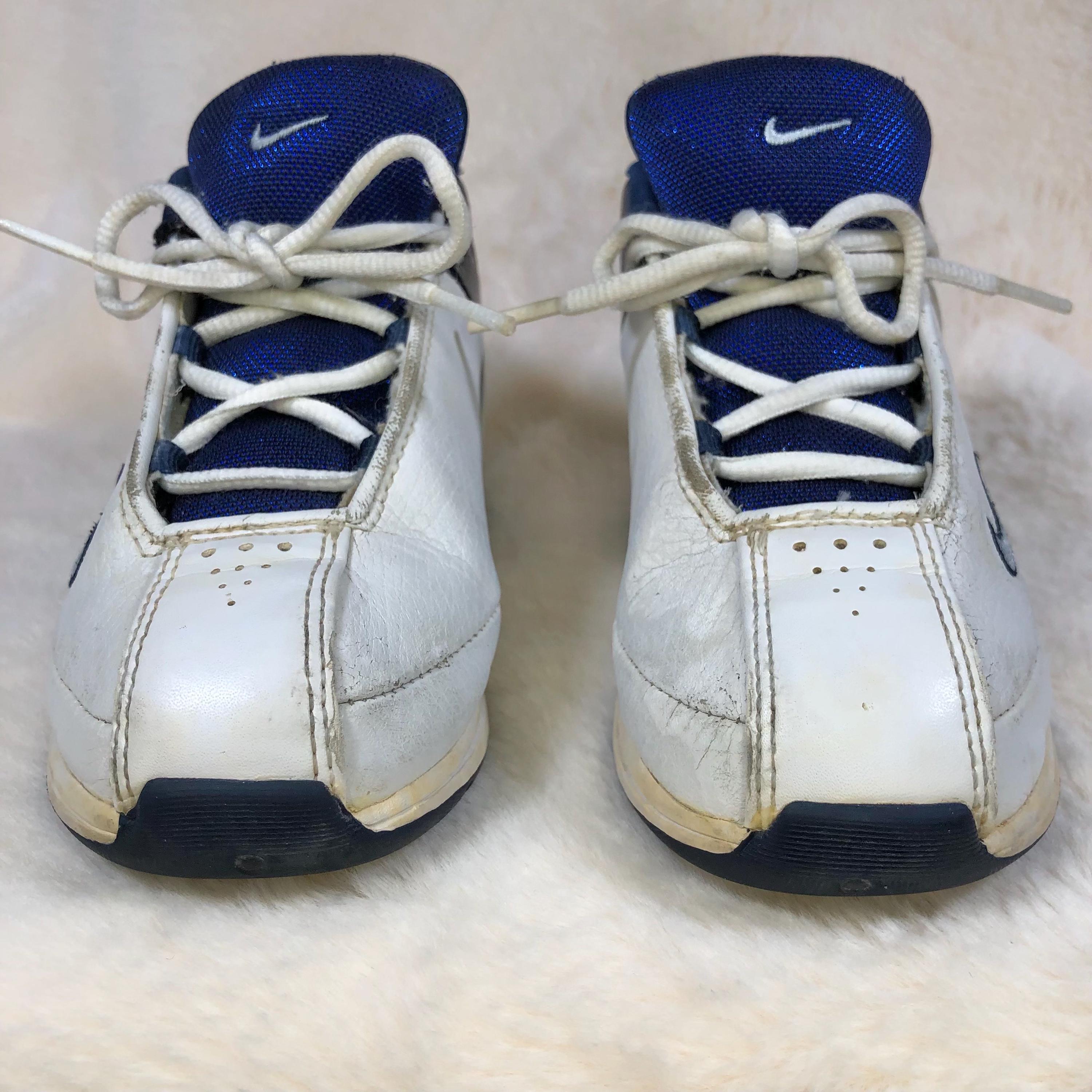 2000s Nike Toddler Sneakers, True Vintage From 2002, Lace up 2000s Nike Toddler Sneakers, True Vintage From 2002, Lace up
