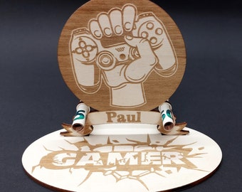 Geldgeschenk Gamer aus Holz, personalisierbar