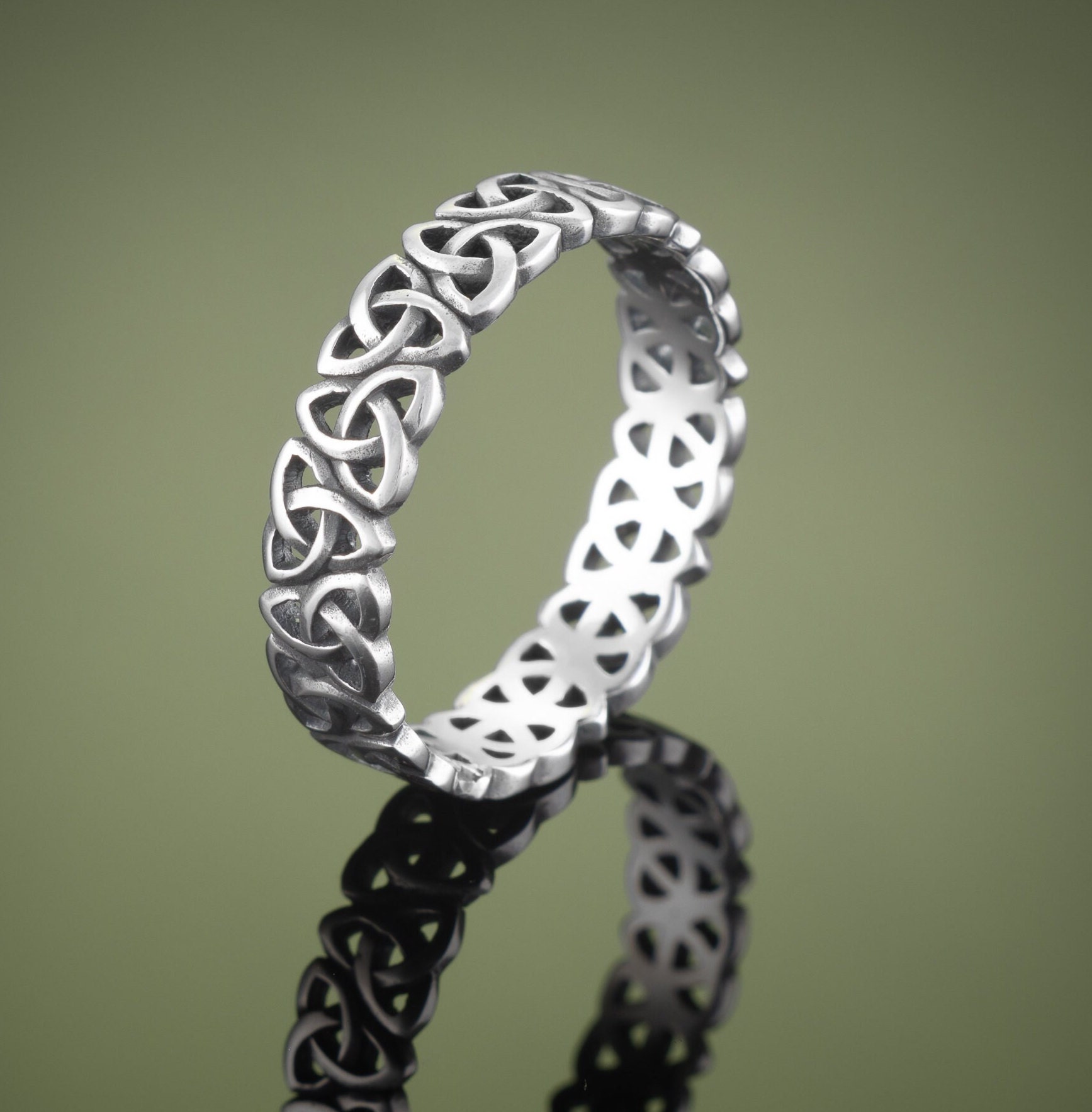 925 Sterling Silver Celtic Trinity Knot Ring/ Irish Symbol Band ...