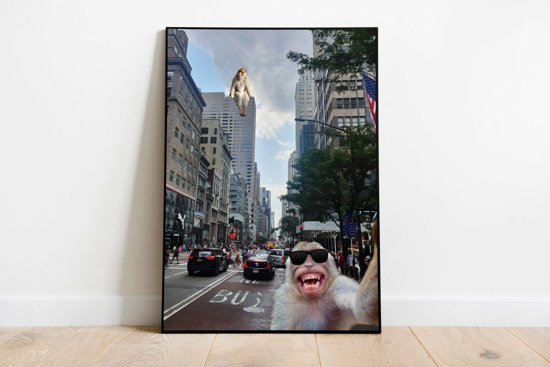 Monkey in New York BEDROOM ART PRINT Poster Wall Picture Decor Quirky