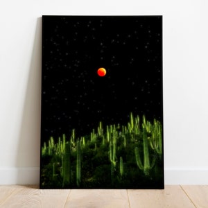 Impresión de paisaje nocturno de cactus brillante - Cartel del desierto de la Luna Roja - Decoración espacial - Arte digital de cactus - Decoración espacial moderna - Impresión de arte espacial