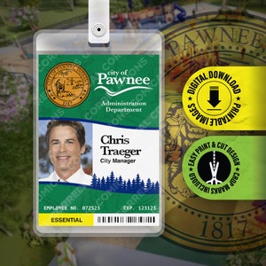 PDF STAMPABILE - Chris Traeger City of Pawnee Department of Parks and Recreation Badge ID Card Cosplay Costume Name Tag Prop 2,375 x 3,375 pollici