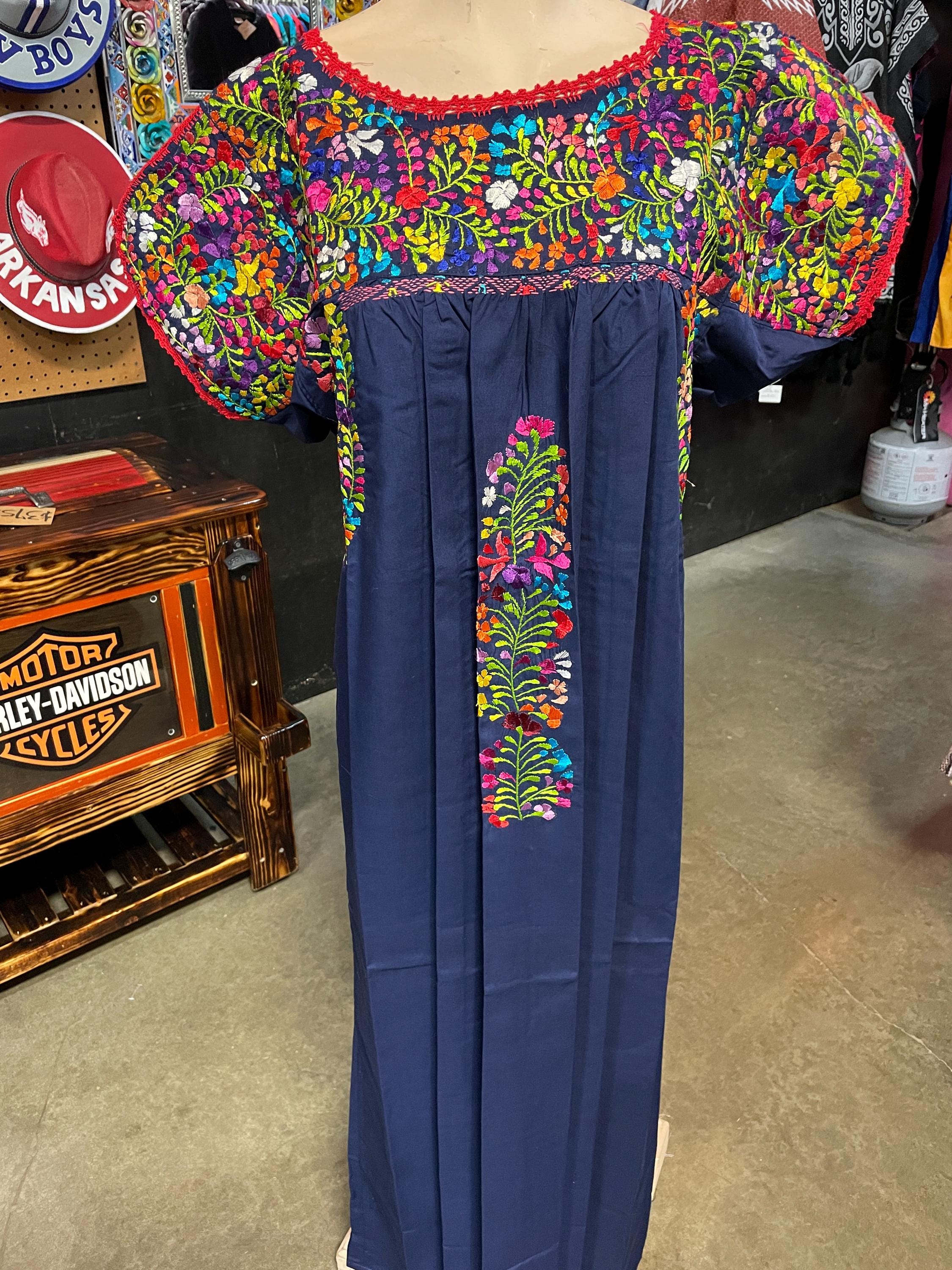 green emerald velvet dress San Antonino Dress