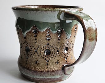 Taza de cerámica hecha a mano (salvia oscura - PP82)