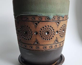 Maceta decorativa hecha a mano (mediana) con bandeja de drenaje - (Piedra y nogal *** ver nota en la descripción ***)