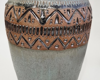 Jarrón decorativo de cerámica hecho a mano (de piedra)