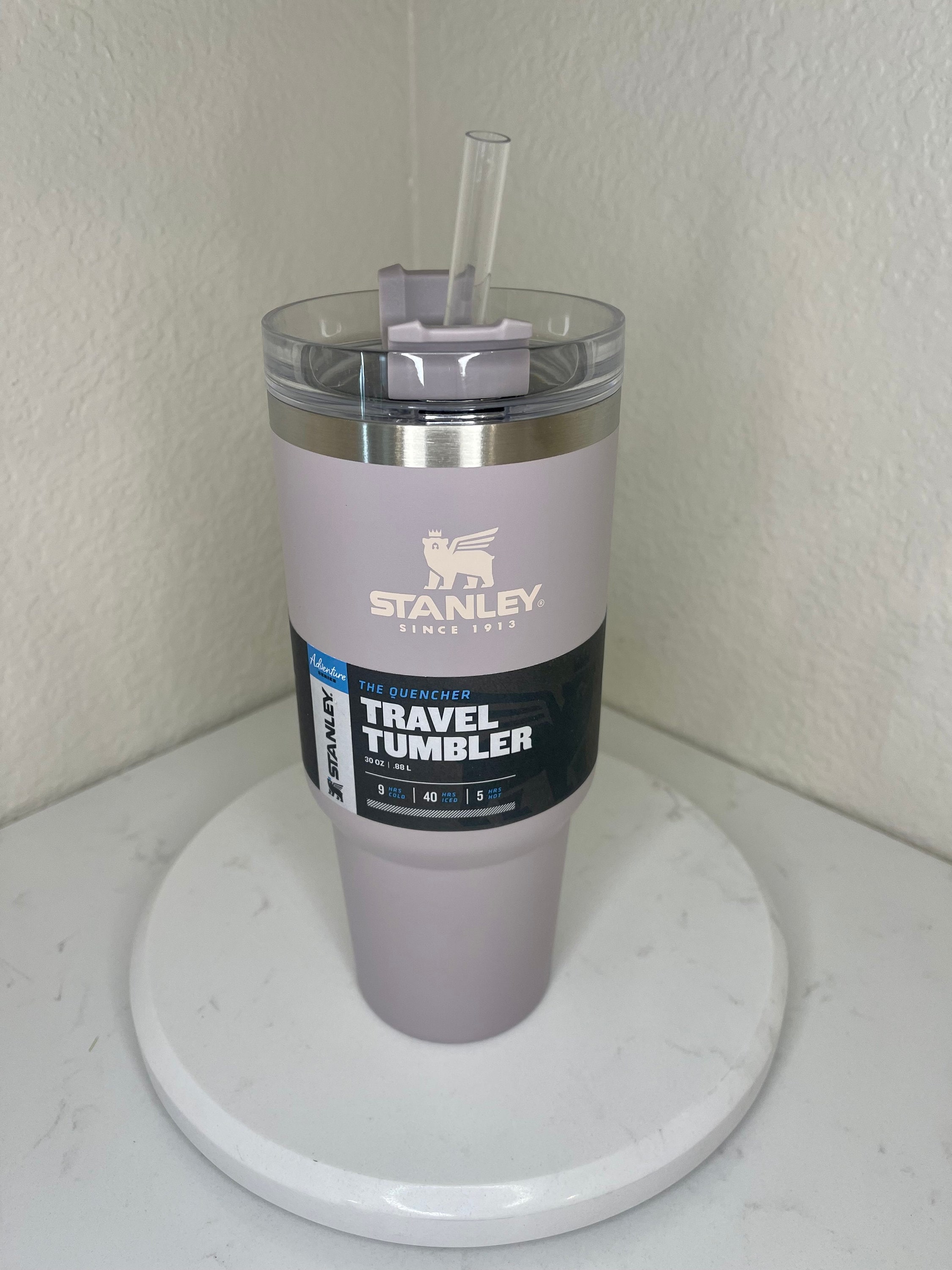 Stanley Adventure Quencher 30oz Travel Tumbler (Cream)