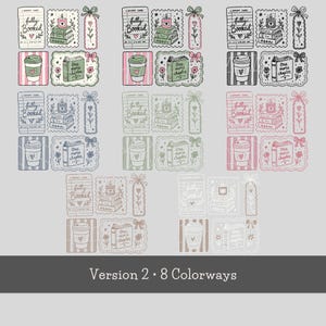 Op de afbeelding: Een digitaal illustratieblad met acht kleurvariaties van een stickerset. Elke set bevat een bibliotheekkaart met het label fully booked, een stapel boeken met een kaars, een bloemrijke bladwijzer, een koffiebeker en een boek met de titel one more chapter.