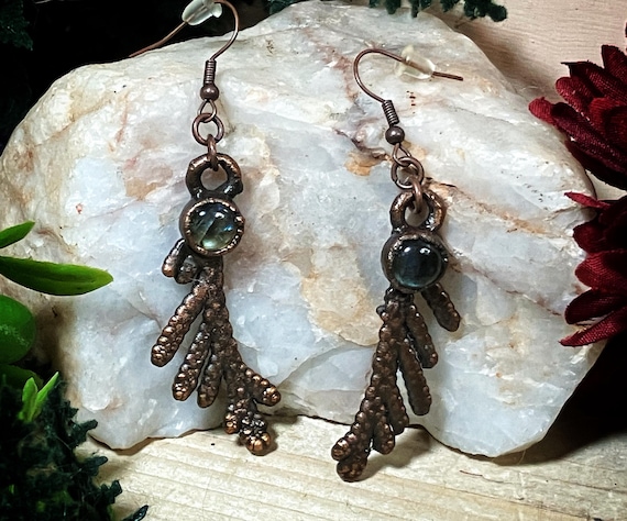Leaf earrings | copper electroformed cedar leaf and labradorite earrings | botanical jewelry | witchy earrings | nature jewelry