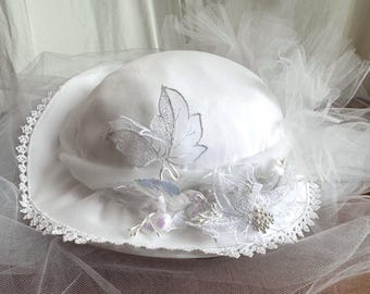Vintage 90s Ivory Raw Silk Bridal Flower Millinery Hat With  display picture 1