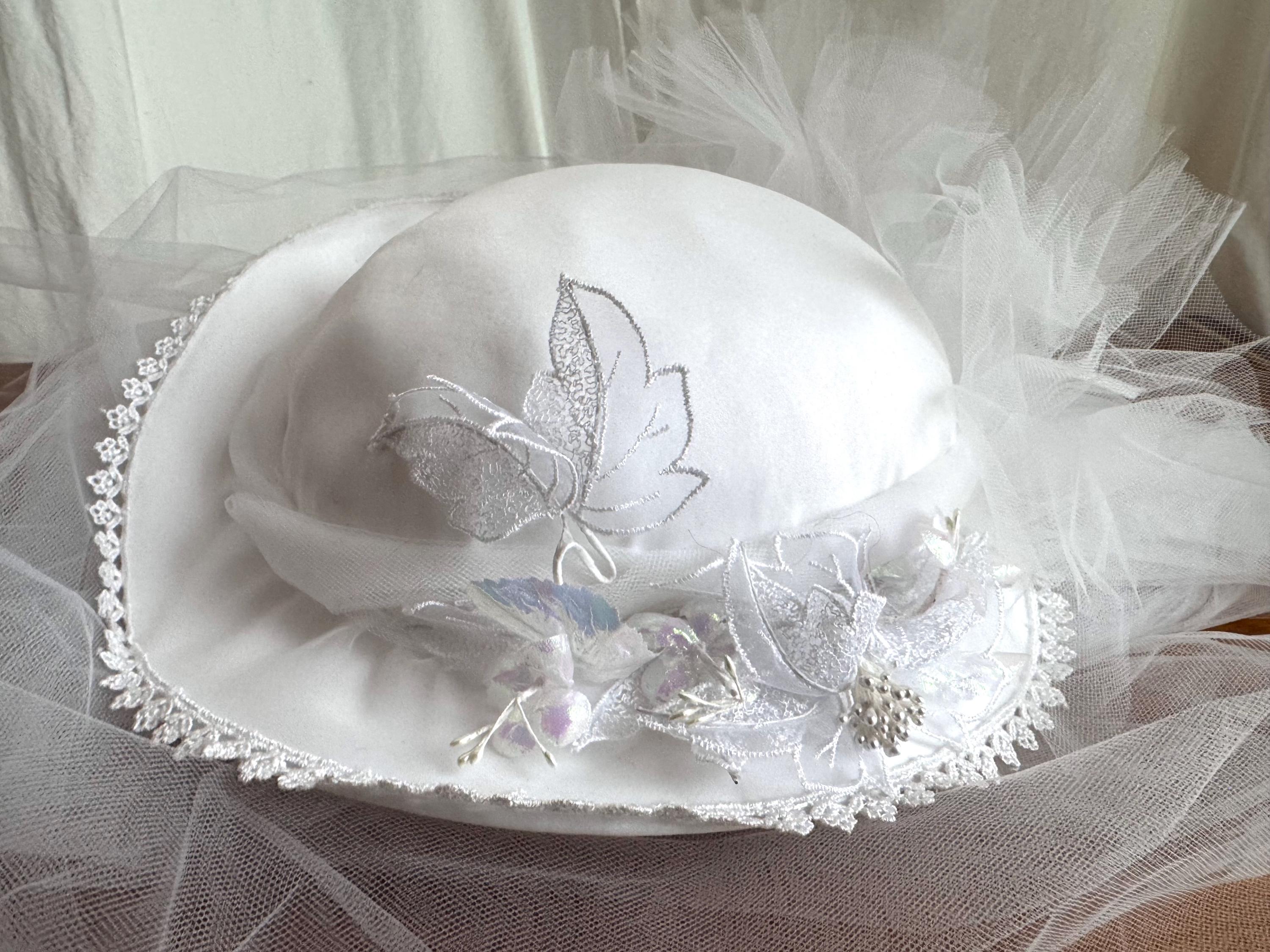 Vintage Wedding Hat with Tulle veil flowers satin pearls This stunning bride from the late 1920s looks like a dream  main image 4