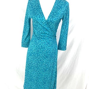 Blue Silk Diane Von Furstenberg Wrap Dress, With Subtle Dot Pattern, Deep V  Neckline, Long Sleeves, Wrap Waist With Belt, Below Knee, Size 6 - Etsy
