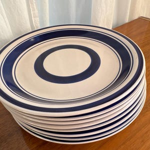 Set of eight 10.5” Royal Norfolk stoneware blue stripes pattern dinner plates, these are in fantastic condition and look new!!