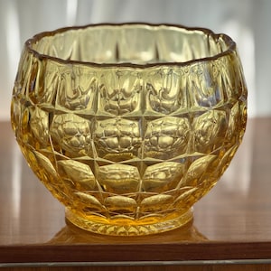 Gorgeous vintage golden yellow glass 60s square thumbprint pattern vase or bowl, no chips or cracks - perfect! 6” tall, Indiana Glass bowl