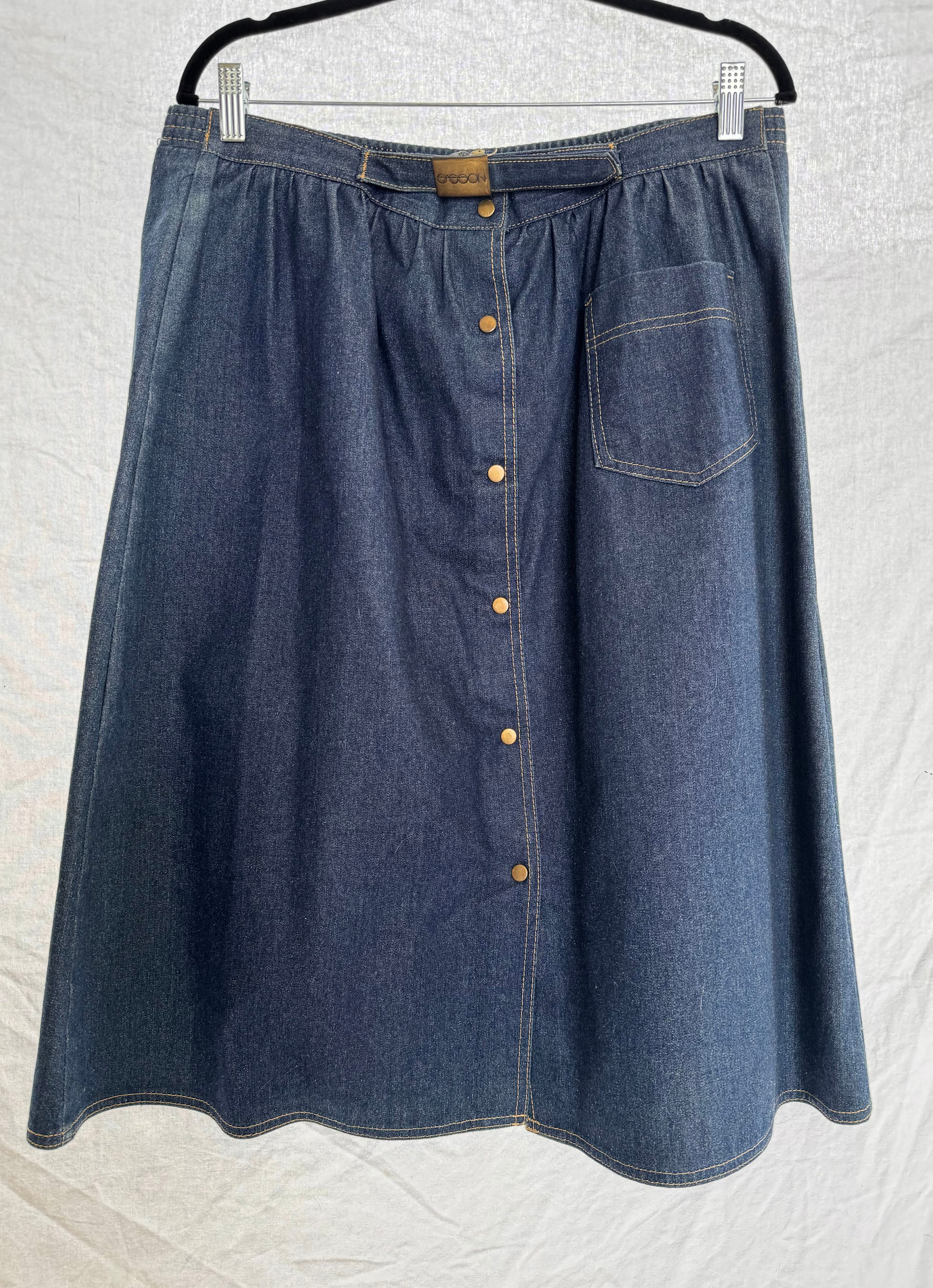 70s 80s Vintage Sasson Mid-calf A-line Denim Skirt, Snaps Down