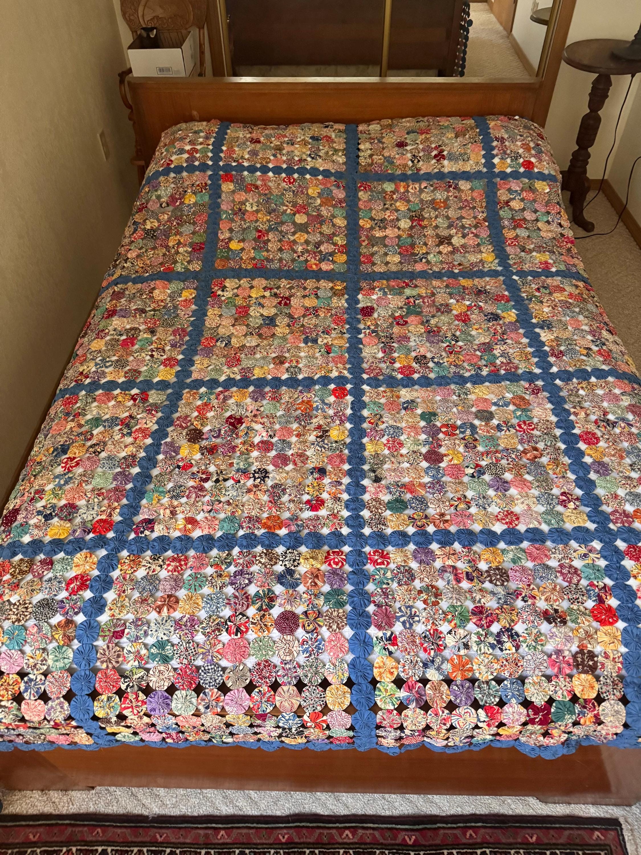 ヴィンテージヨーヨーキルト：1930年代～40年代のカラフルな生地