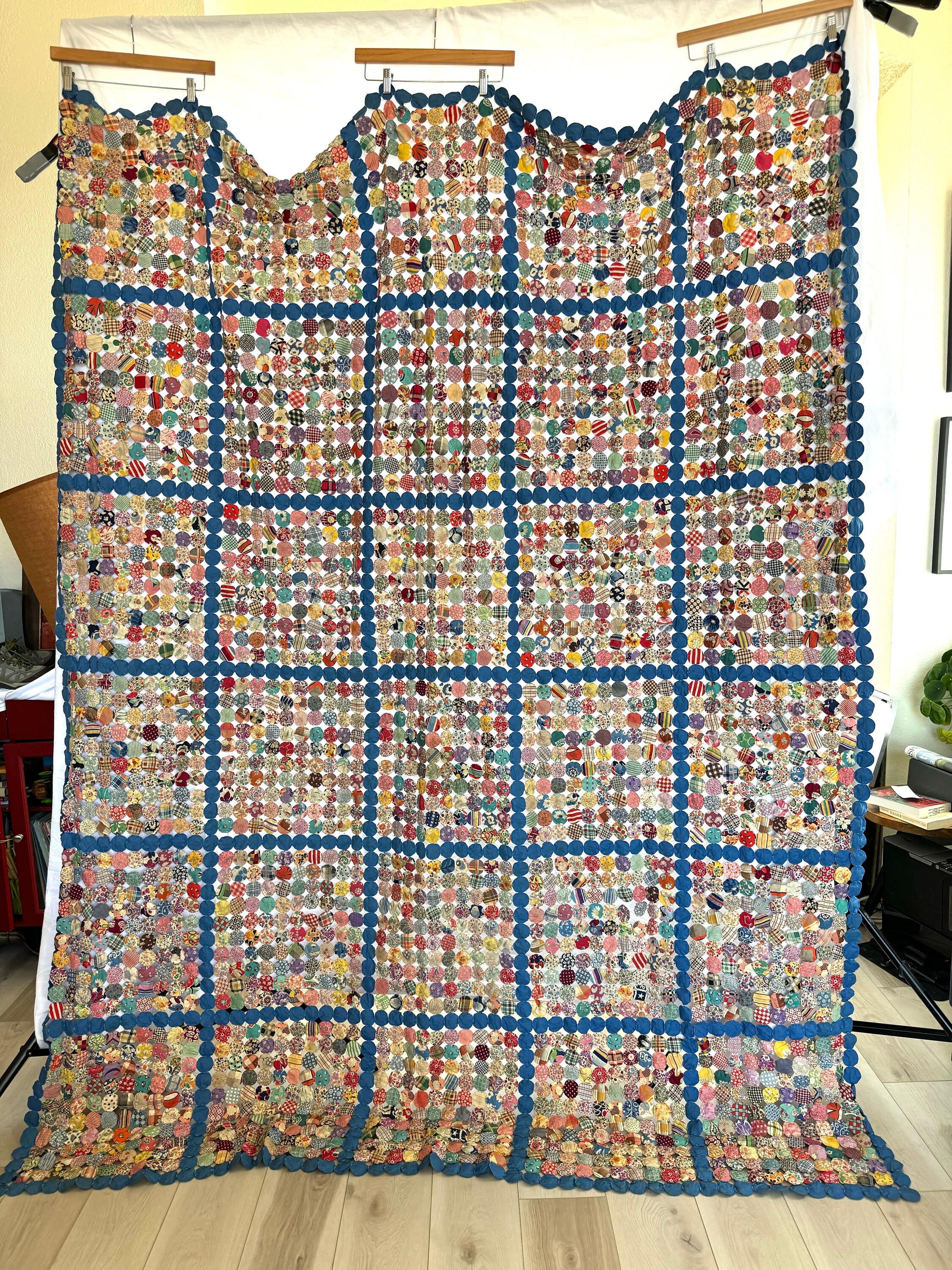 ヴィンテージヨーヨーキルト：1930年代～40年代のカラフルな生地