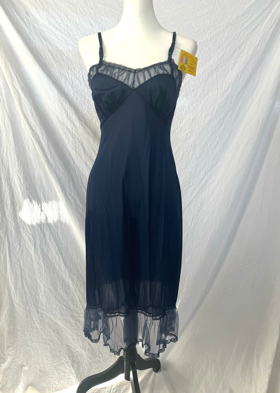 1950s NWT Luxite by Holeproof full length slip wi… - image 2