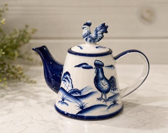 Vintage Blue & White Rooster Teapot with Lid