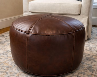 Leren poef, leren poef, donkerbruine poef, bruine poef, handgemaakte poef van echt leer, ronde voetenbank, bruin vloerkussen