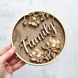 Signo floral familiar en capas / archivos svg, dxf, eps, png, pdf para máquinas de corte - XTool / Grabado láser / Signo de bricolaje / Pintura de superficie de madera
