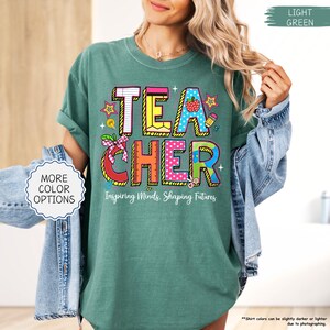 Comfort Colors® Teacher Shirt, Inspire Minds Shape Futures Shirt, Gift For Teacher, Teacher Appreciation, Motivational Shirt, Back To School bild 16