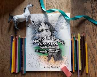 Livre de coloriage Chevaux des éléments Art-thérapie créative avancée pour enfants adultes Coloriages dessinés à la main fantastique licorne Pégase poney