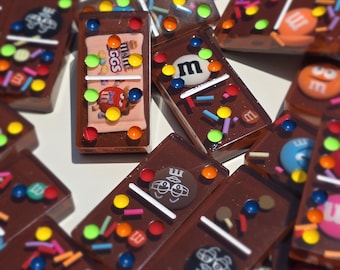 Juego de dominó de resina con caramelos / inspirado en el chocolate, diversión personalizada para la noche de juegos.