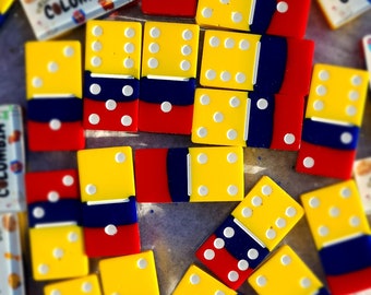 Handcrafted Colombian Domino Set: Tricolor Resin, 28 Pieces