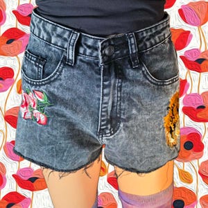 By Signatures Black Denim Acid Wash Shorts | Frayed Hem | Roses & Tiger Patch | Size Small