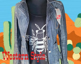 Vintage Inspired Denim Western Jacket: Southwestern Design, Hidden Pocket - Size Medium