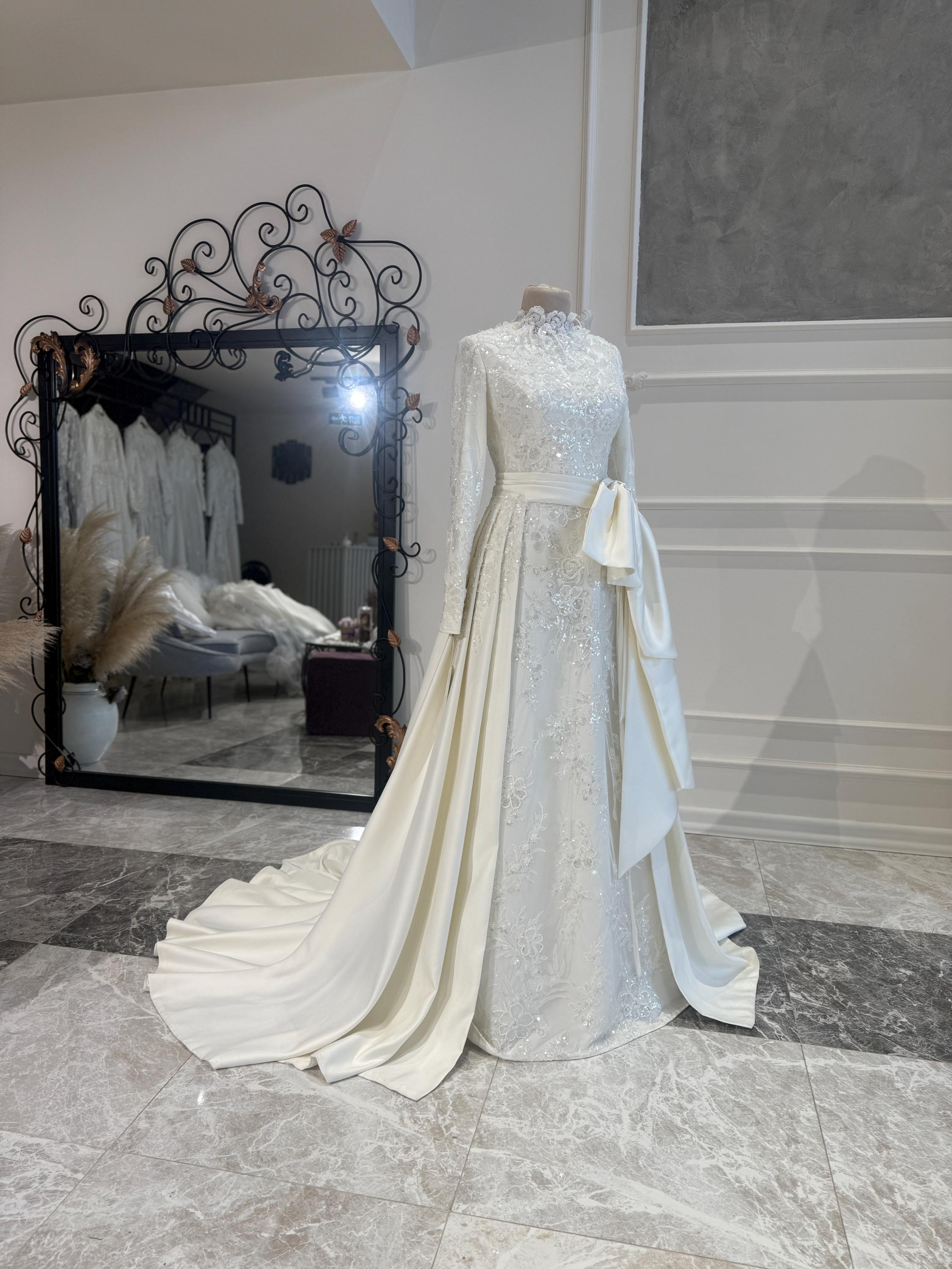 chinese dress ladies Lace Sequined Muslim Wedding Dresses With Hijab – TANYA BRIDAL