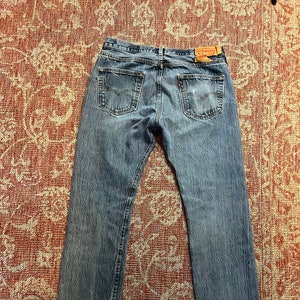 Levi&#39;s Men&#39;s 501 Button Fly Medium Wash Jeans