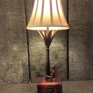 Vintage Palm Tree Table Lamp Monkey on Chest 28&quot; 3 Way~ Bronze Metal Palm Leaves~ Highly Detailed Solid Resin main body heavy~ Tropical Deco