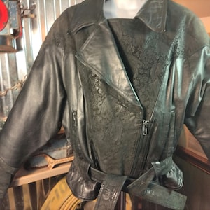 80&#39;s Wilsons Leather Jacket Women&#39;s sz M Blk Multi-Changable Styles~ Pasley patchwork, Belted, Removable 3M Thinsulate Insulated liner Mint