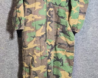 Vintage Woodland Camouflage Men's Saftbak Insulated Overalls Hunting Camo Size Large