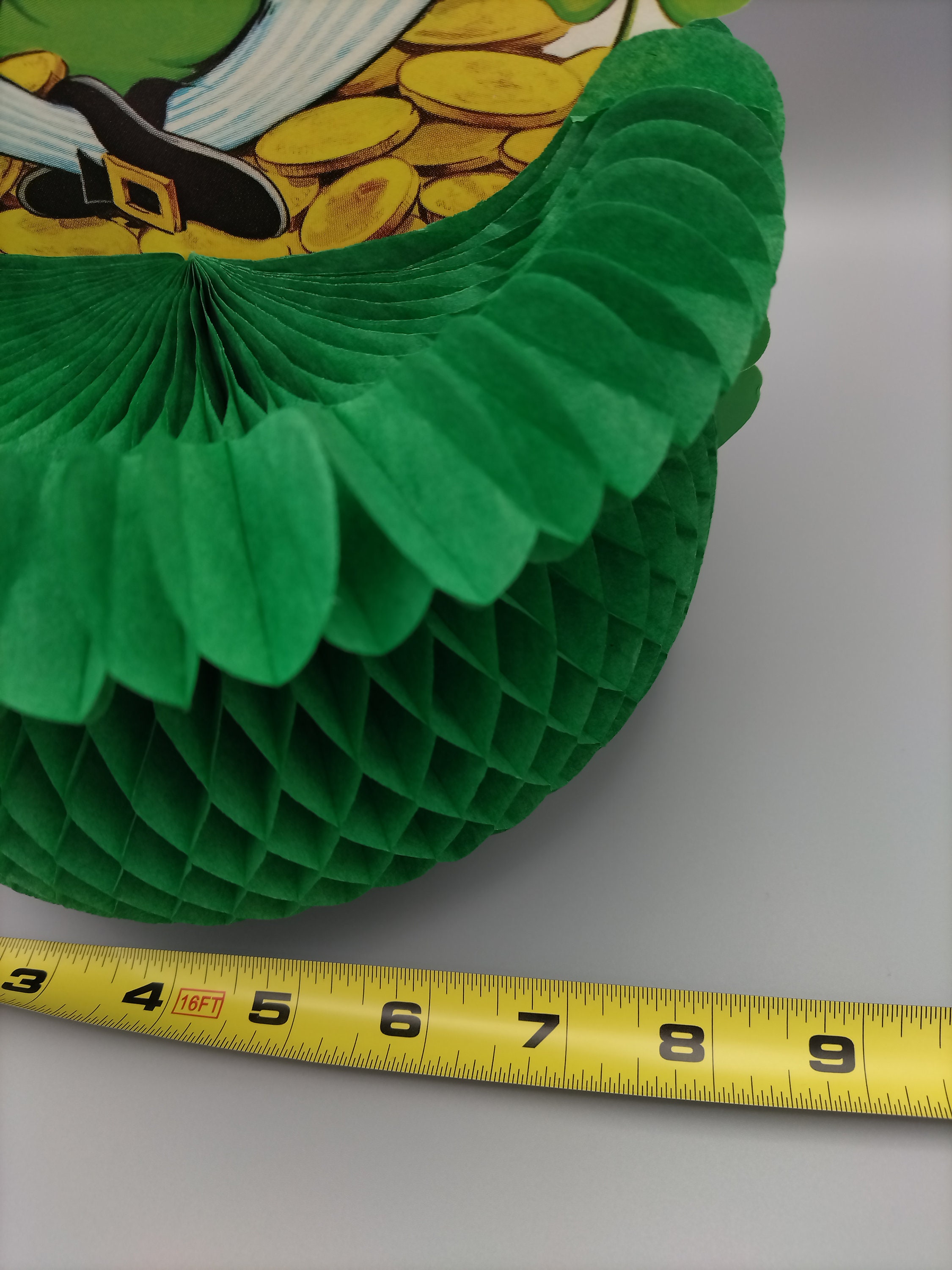 Leprechaun Pot of Gold ART Tissue Centerpiece A Beistle Creation #33676 ...