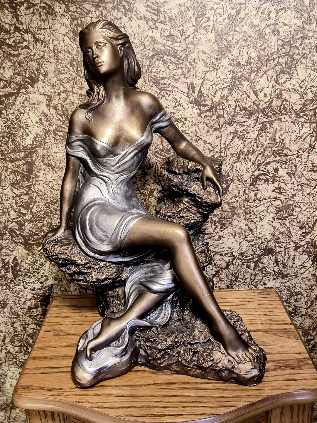 Austin Sculpture アリス・ヒース作 La Femme Fleur Facebook