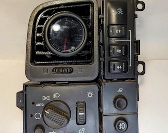 Silverado Sierra NBS Drivers Side Gauge Pod Vent Mount (Fits 99-06 GMT800 Trucks)