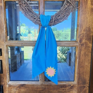 Sunshine Wreath Sash