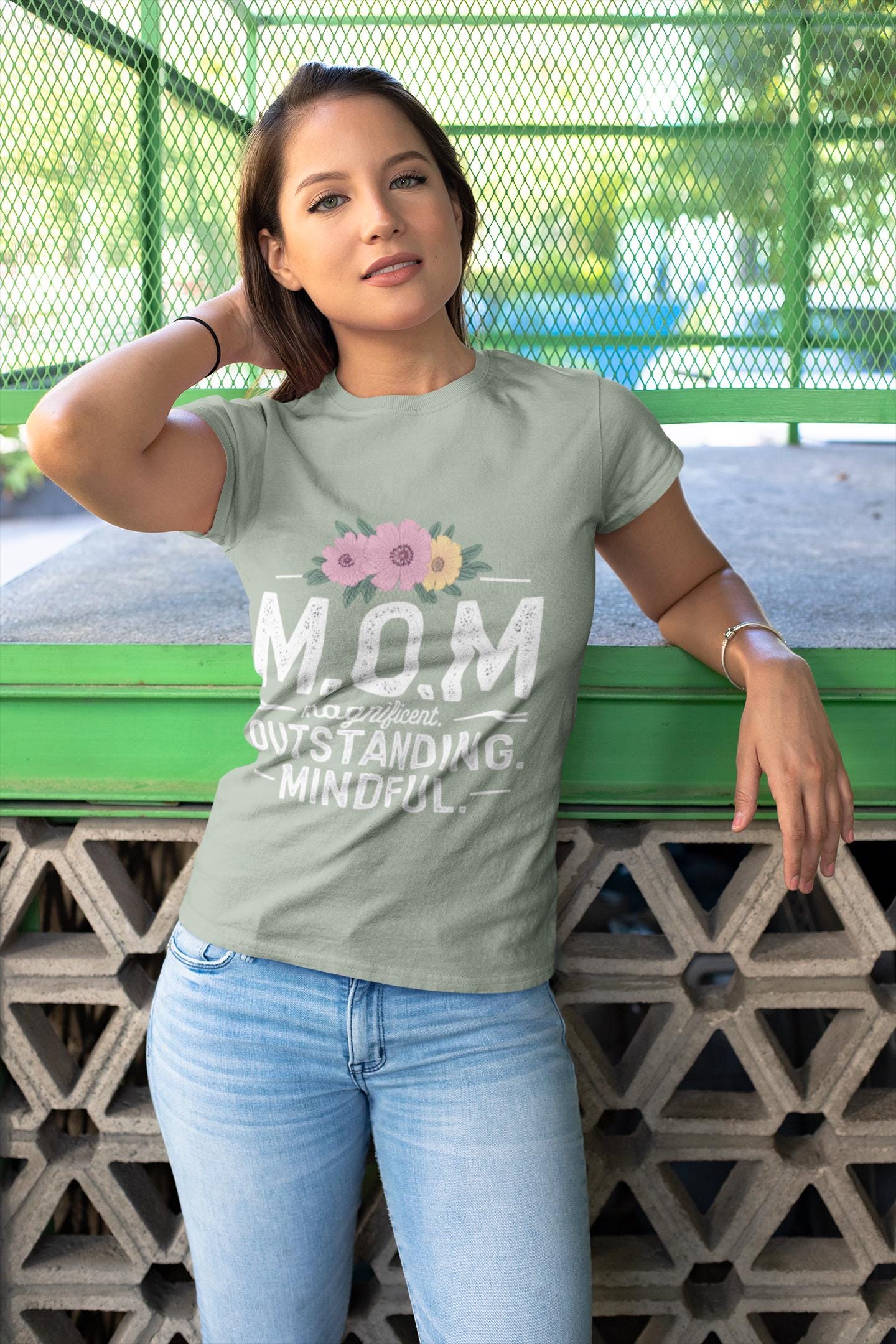 Floral Mama Tee, Cute Mom Shirt, Mother's Day Gift, Botanical Mommy T-Shirt, Garden Flower Tee, Plant Lover Gift for Her, Spring Outfit