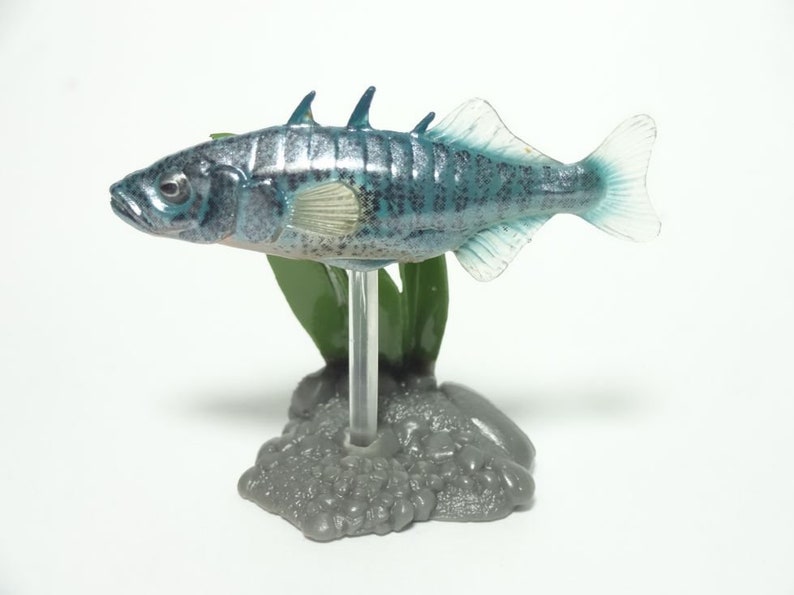 Yujin Primary Color Freshwater Fish Encyclopedia I Gashapon Stickleback