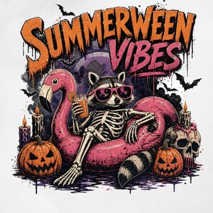 Peut inclure: Illustration numérique avec un raton laveur squelette portant des lunettes de soleil sur un flotteur de flamant rose. Citrouilles, bougies, chauves-souris et le texte "Summerween Vibes" complètent le design.