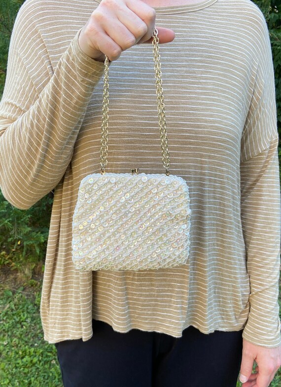 Vintage Sequin Handbag or Purse | Gold Tone Chain… - image 9