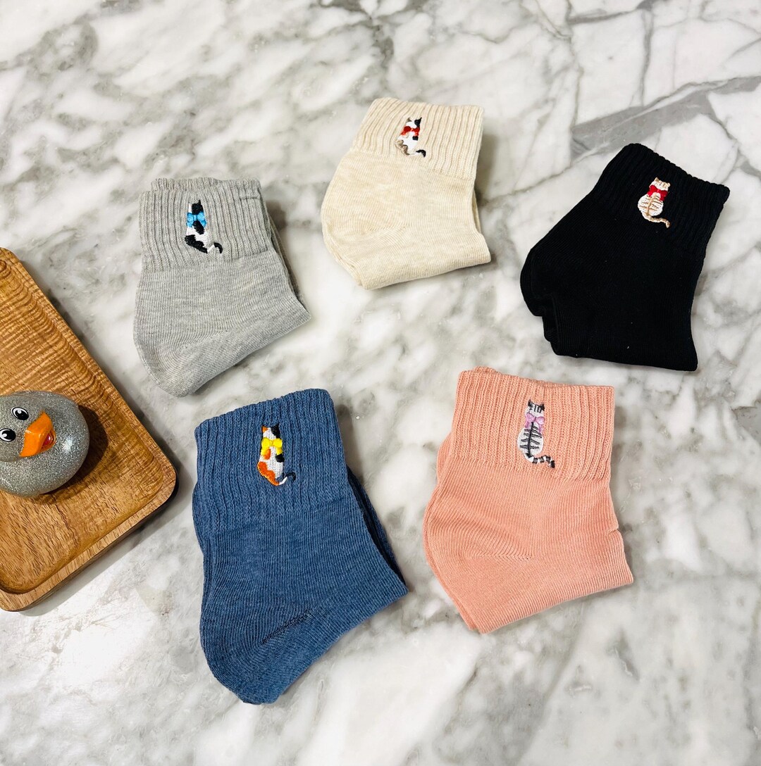 Funny Plush Thick Cotton Socks for Women with Cat Deer Embroidery